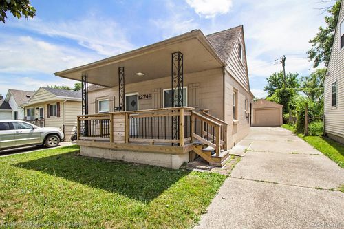 12748 Vernon Ave, Warren, MI, 48089-4839 | Card Image
