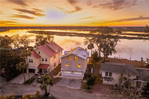 22 Kirk Bluff Rd, Bluffton, SC, 29910-7117 | Card Image