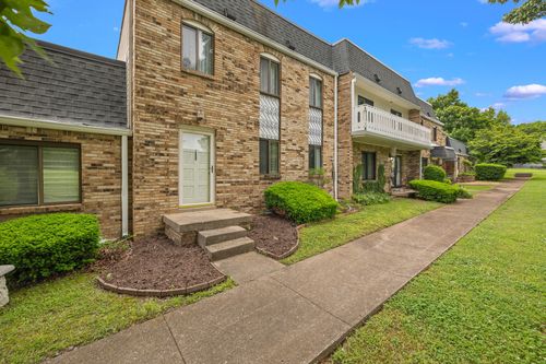 264 Lake Chateau Dr, Hermitage, TN, 37076-3012 | Card Image