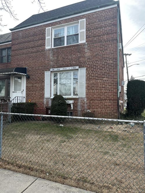 24704 87th Dr, Bellerose, NY, 11426-2002 | Card Image