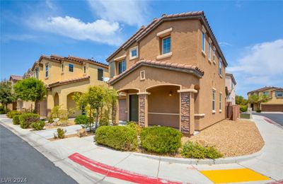 7598 Jasmine Falls Drive, House other with 3 bedrooms, 2 bathrooms and null parking in Las Vegas NV | Image 2