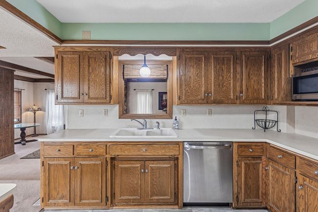 624 1 St Ave Nw, House other with 3 bedrooms, 1 bathrooms and null parking in New Brighton MN | Image 4