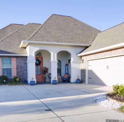 20259 Long Lake Dr, Hammond, LA, 70403-0563 | Card Image