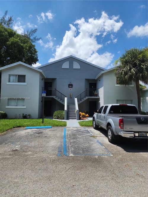 apt-c-983 Lake Terry Dr, West Palm Beach, FL, 33411-9418 | Card Image