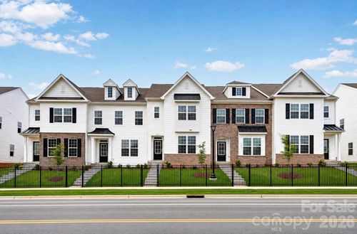 158-9427 Old Dowd Rd, Charlotte, NC, 28214-5427 | Card Image