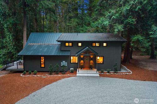 12930 Sw 204th St, Vashon, WA, 98070-5528 | Card Image