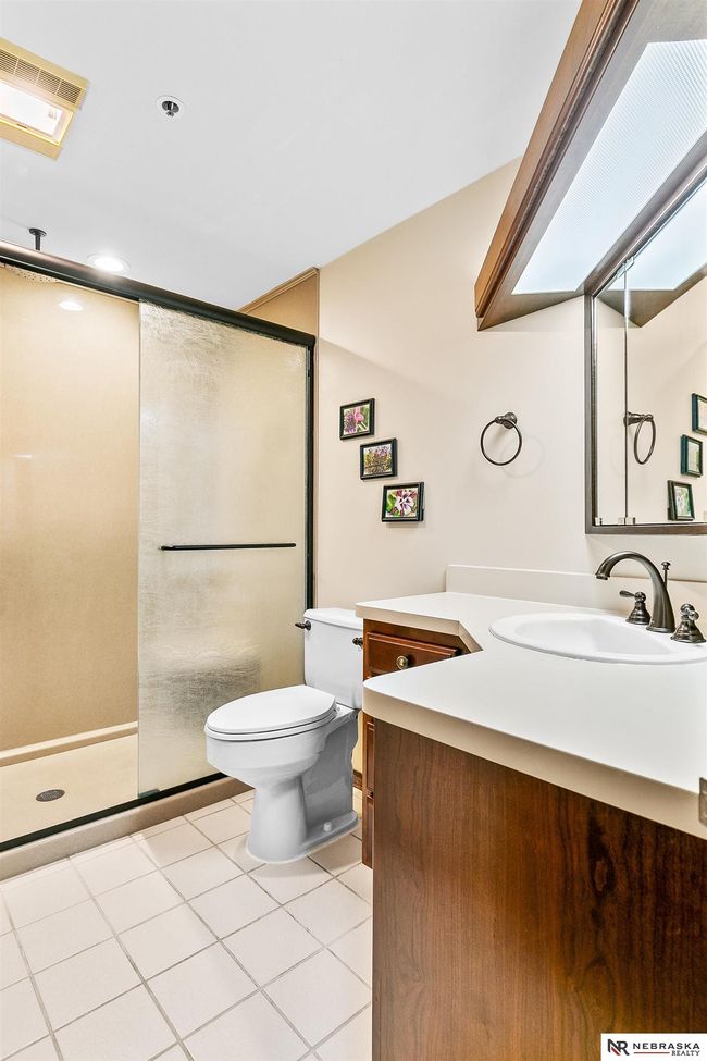 APT-304 - 128 N 13 Th St, Condo with 3 bedrooms, 3 bathrooms and 2 parking in Lincoln NE | Image 22