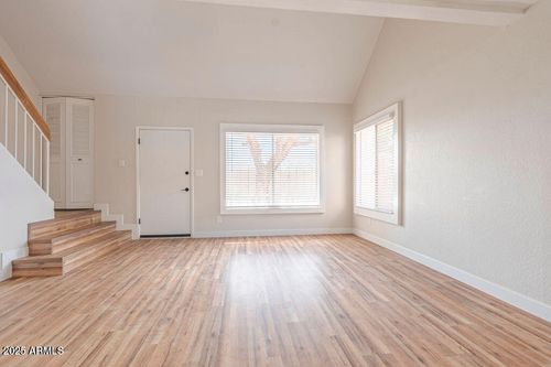 7434 N 44th Dr, Glendale, AZ, 85301-2231 | Card Image