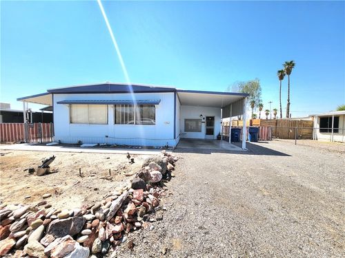 1092 Holly St, Bullhead City, AZ, 86442-7005 | Card Image