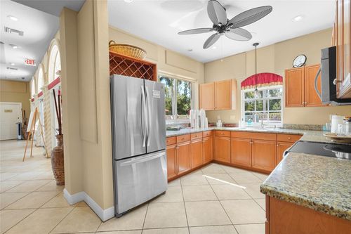 4383 Natale Dr, VENICE, FL, 34293-7084 | Card Image