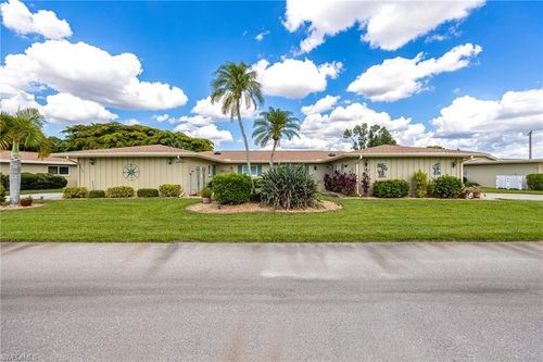 5585 Hamlet Ln, FORT MYERS, FL, 33919-2739 | Card Image