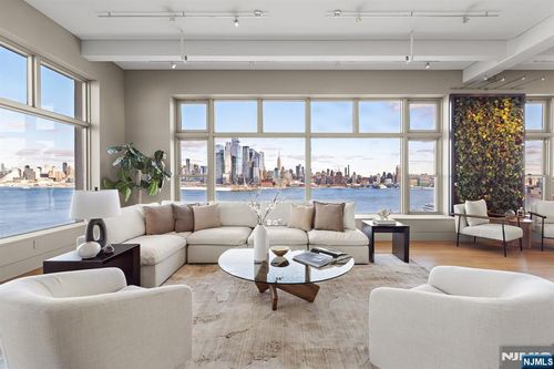 1500 Hudson St, Hoboken, NJ, 07030-5590 | Card Image