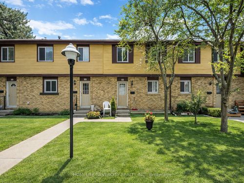 100-45 Hansen Rd N, Brampton, ON, L6V3C5 | Card Image
