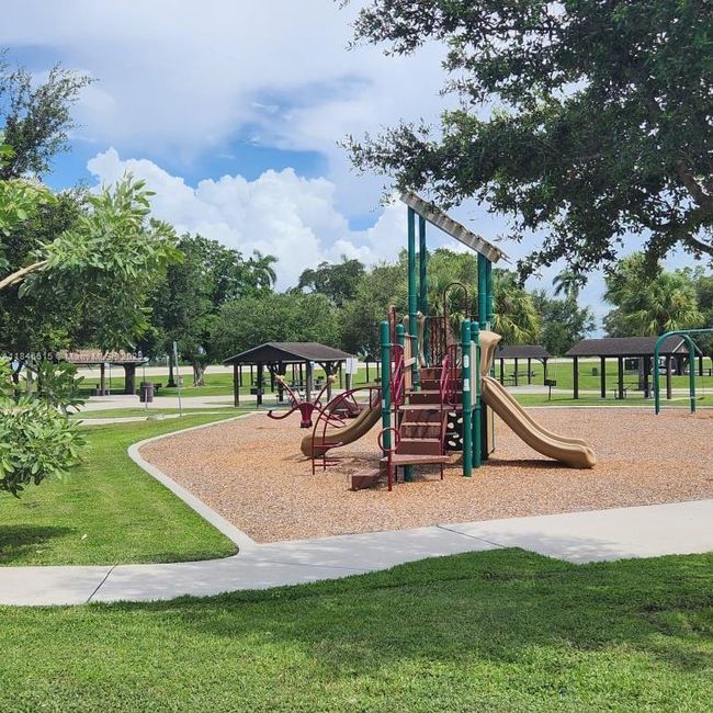 3250 Bacom Point Rd, House other with 5 bedrooms, 2 bathrooms and null parking in Pahokee FL | Image 15