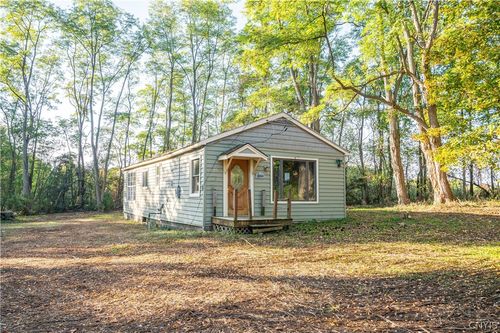 6858 Fairway Dr, Westmoreland, NY, 13490-1214 | Card Image