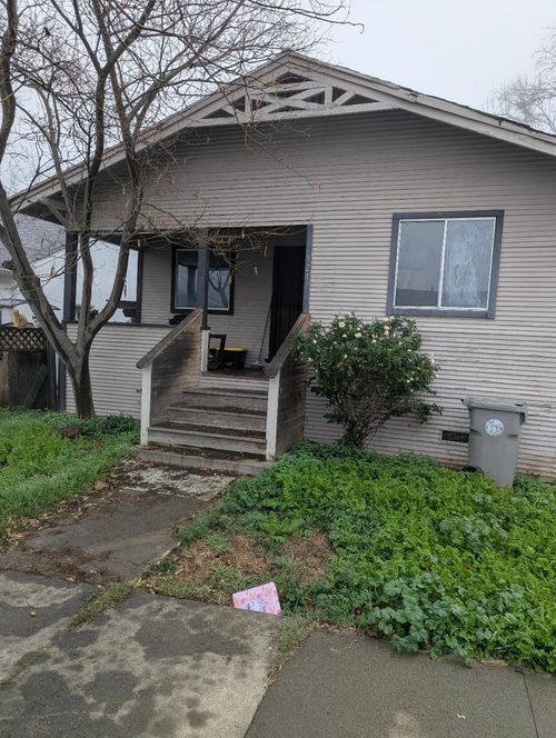 3217 43rd St, Sacramento, CA, 95817-3423 | Card Image