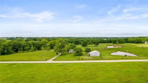  Nw 701 Road, Centerview, MO, 64019 | Card Image