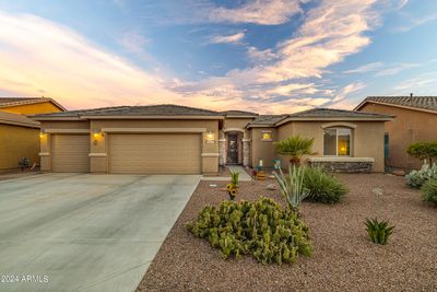 42177 W Baccarat Drive, House other with 3 bedrooms, 2 bathrooms and null parking in Maricopa AZ | Image 1