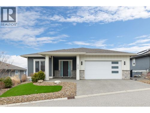 1940 Foxtail Terrace, Kelowna, BC, V1P1T9 | Card Image