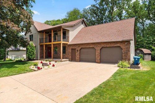 4050 4th Street B, East Moline, IL, 61244-3443 | Card Image