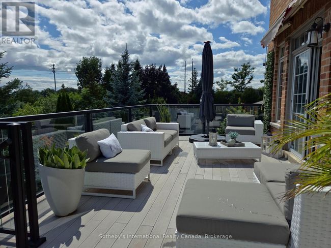 22 Prada Crt, House other with 6 bedrooms, 5 bathrooms and 6 parking in Brampton ON | Image 33