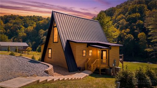 355 S River Hills Rd, Lansing, NC, 28643 | Card Image