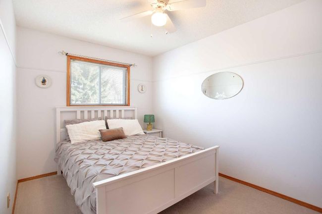 202 Cedarwood Park Sw, Home with 3 bedrooms, 1 bathrooms and 1 parking in Calgary AB | Image 12