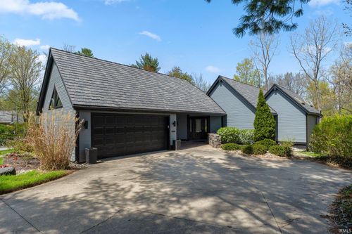 6918 Woodcroft Ln, Fort Wayne, IN, 46804-2827 | Card Image