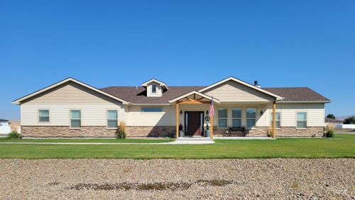 4505 Nw Purple Sage Cir, Mountain Home, ID, 83647-5606 | Card Image