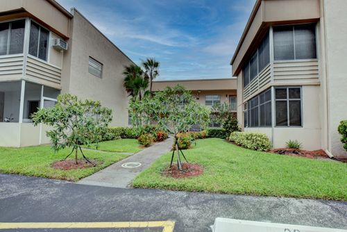 138 Flanders C, Delray Beach, FL, 33484-5224 | Card Image