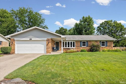 3940 Pasadena Dr, Lafayette, IN, 47905-4135 | Card Image