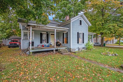 210 Mcomber St, Dowagiac, MI, 49047-1361 | Card Image