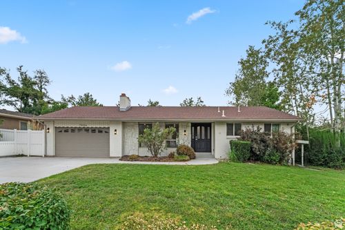 7006 S Chris Ln, Cottonwood Heights, UT, 84121-3645 | Card Image