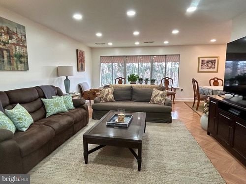 apt-6-18624 Walkers Choice Rd, GAITHERSBURG, MD, 20886-0528 | Card Image