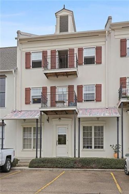 apt-4-635 Lafitte St, Mandeville, LA, 70448-5269 | Card Image