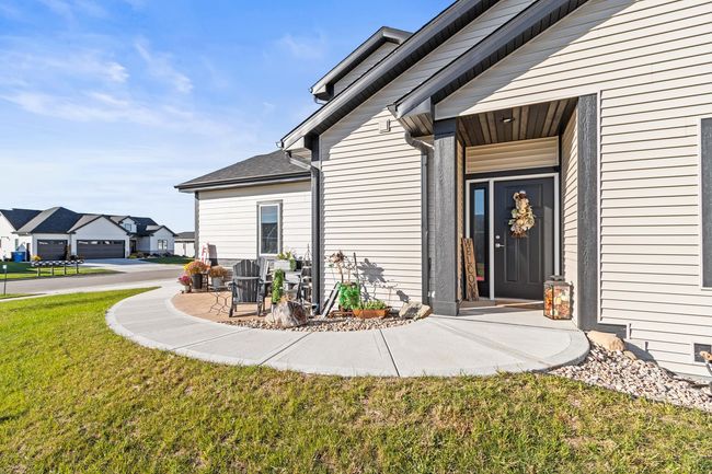 1 - 6558 Vista Vly, Condo with 3 bedrooms, 3 bathrooms and null parking in WINDSOR WI | Image 9