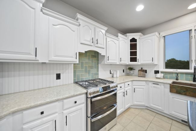874 Pinecrest, House other with 6 bedrooms, 4 bathrooms and null parking in Dexter MI | Image 24
