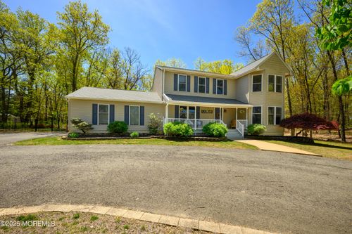 2 Lake Ave, Helmetta, NJ, 08828 | Card Image