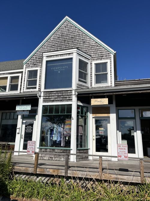 9-79 Beach Rd, Vineyard Haven, MA, 02568-2600 | Card Image