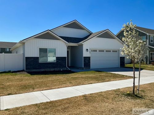 2163 W 690 S, Rexburg, ID, 83440-1651 | Card Image