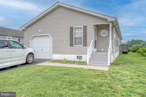 8-728 Radnor Ln, SMYRNA, DE, 19977-1765 | Card Image