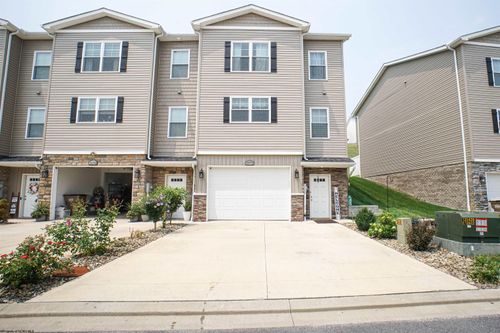 2072 Mountain Ash Ln, Morgantown, WV, 26501-1135 | Card Image