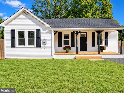 33 Poplar Ln, Indian Head, MD, 20640-1603 | Card Image