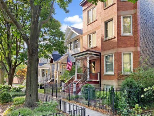 2-1934 Grace St, CHICAGO, IL, 60613-2726 | Card Image