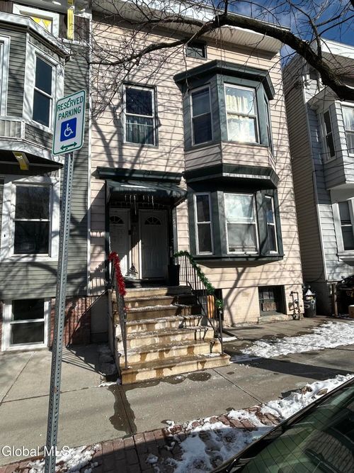 59 Dana Ave, Albany, NY, 12208-3507 | Card Image