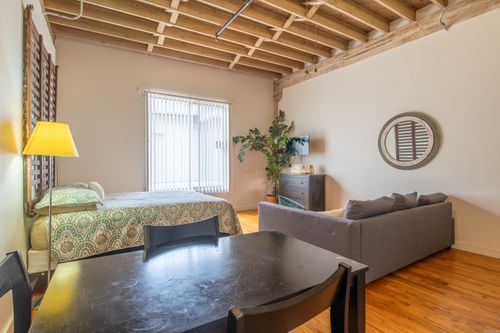 apt-216-423 E 3rd St, Little Rock, AR, 72201-1657 | Card Image