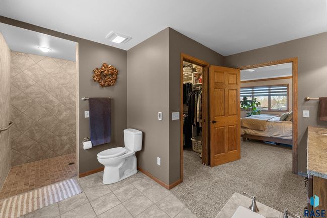 904 W Chicory Ln, House other with 5 bedrooms, 5 bathrooms and null parking in Sioux Falls SD | Image 28