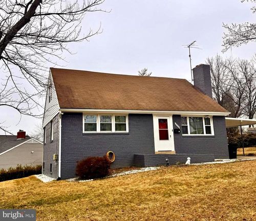 8300 Larchwood St, NEW CARROLLTON, MD, 20784-3409 | Card Image