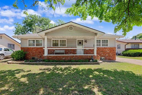 2227 W Southgate, Wichita, KS, 67217 | Card Image