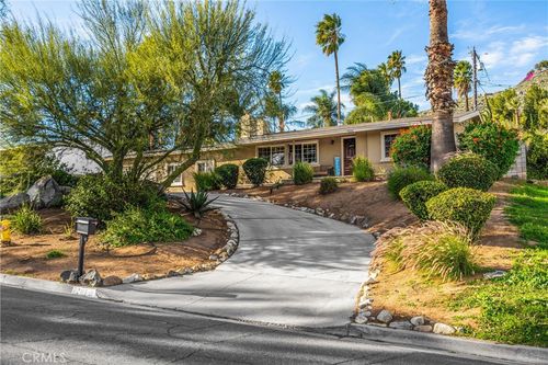 7281 Font Ave, Jurupa Valley, CA, 92509-5577 | Card Image